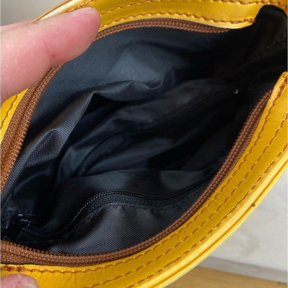 VERA PELLE ITALY MINI CROSSBODY LEATHER BAG - Picture 6 of 8